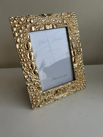 Resin Frame Bubble Texture Gold 001 – Elegant Decorative Photo Frame | Meer Decor World