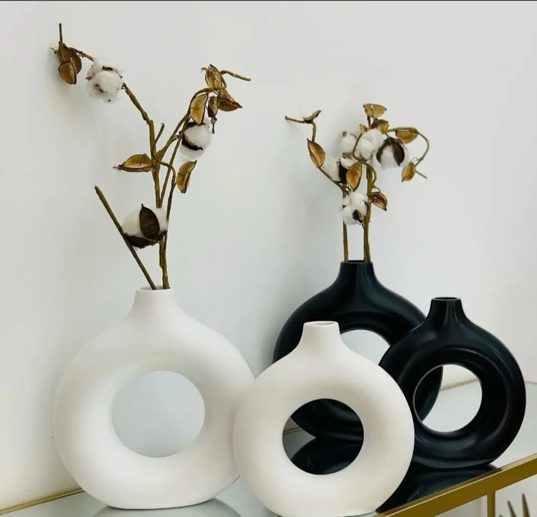Large Donut Vase | Modern Minimalist Home Décor | Meer Decor World